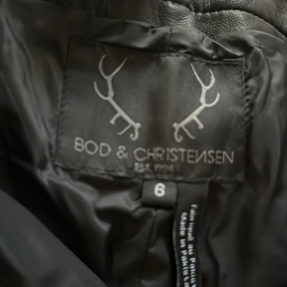 Black Leather Cargo Pants - Picture 5 of 6